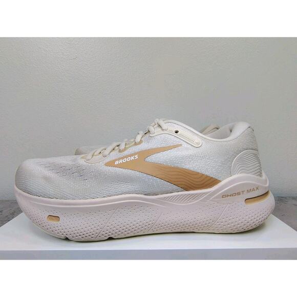 Brooks Ghost Max Shoes Women's 9.5 Light Pink Road Running Gym Sneakers Trainers - Picture 1 of 16